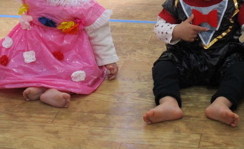 2歳児さんの成長した姿を動画で配信中 ビーフェア ひばりが丘南口保育園 ほいくえ