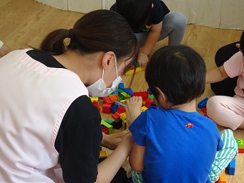 【2022年4月入園希望の方の入園申し込み受付を開始しています】