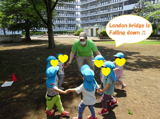 2歳児さんとヨナス先生のactivity