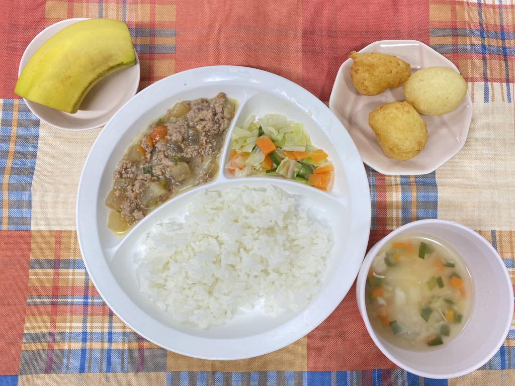 本日のお給食・おやつ