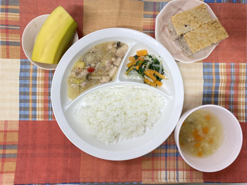 本日のお給食・おやつ