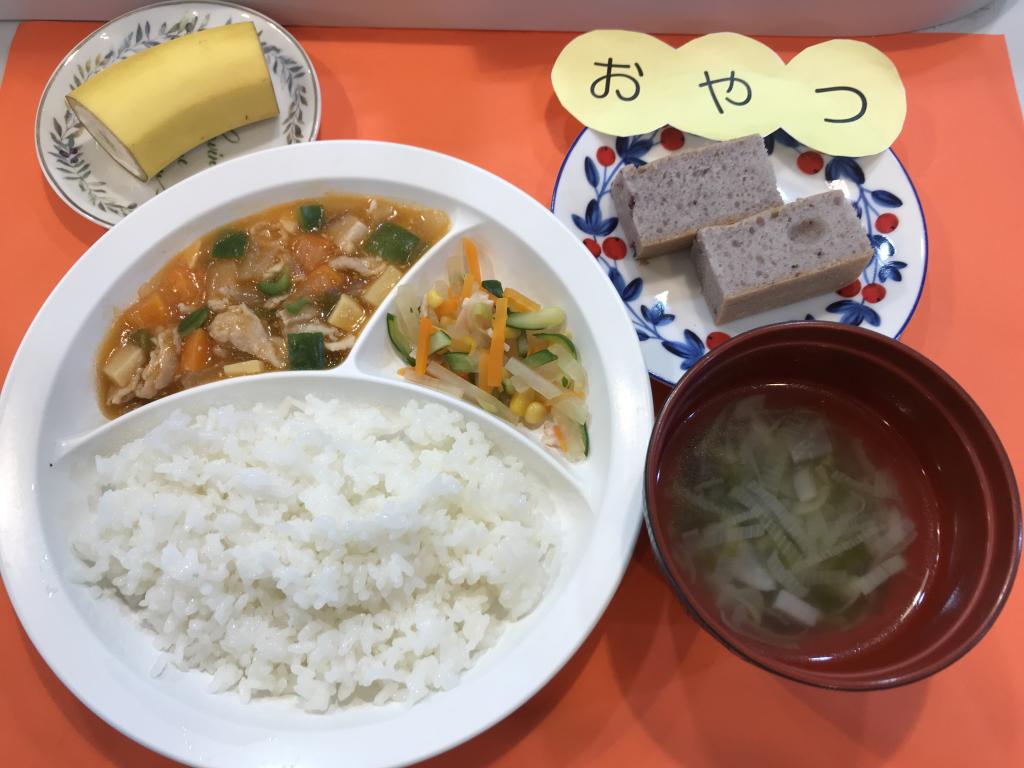 お給食