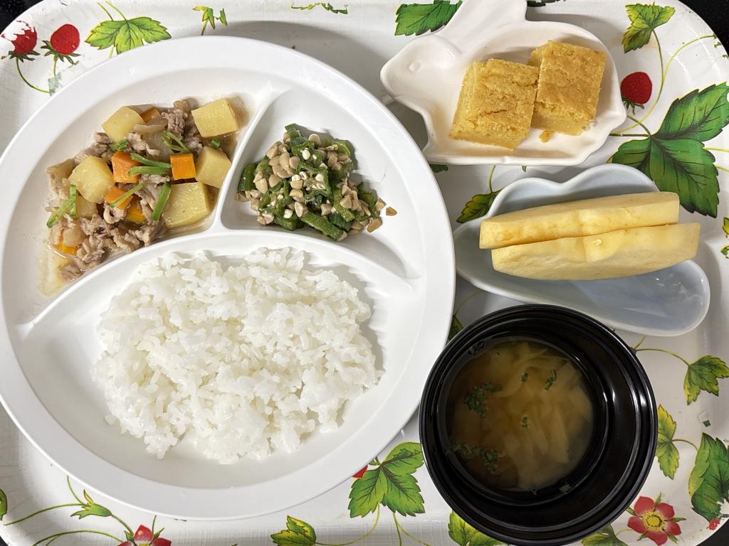 本日のサラお給食