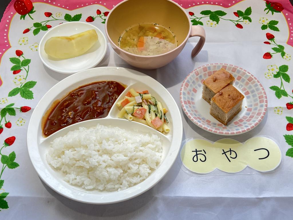 本日のお給食・おやつ