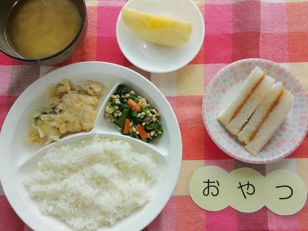 1/15 本日のお給食・おやつ