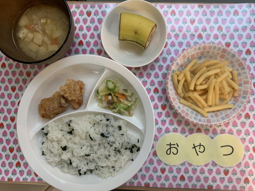 本日のお給食・おやつ