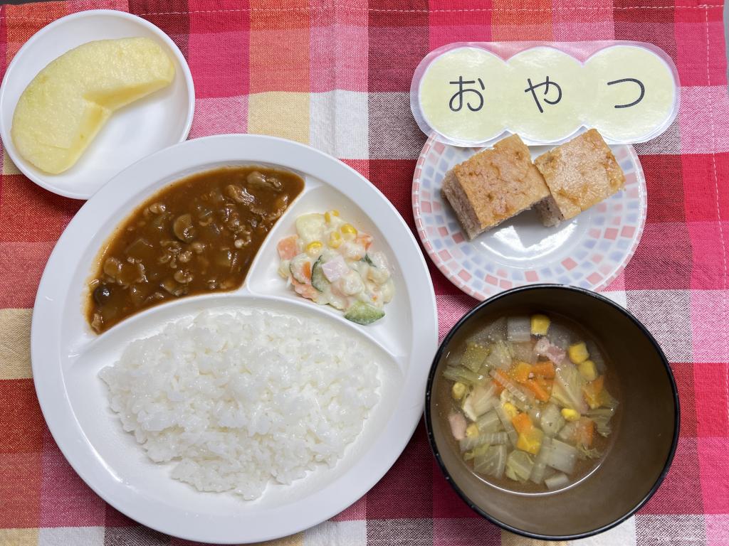 本日のお給食・おやつ
