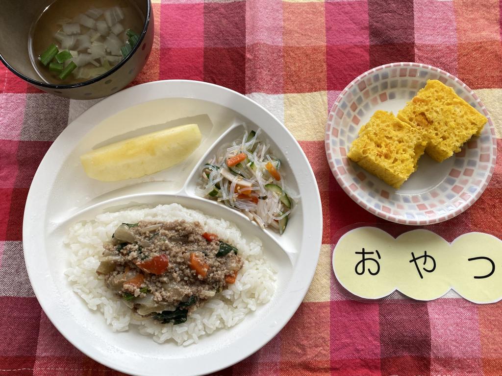 2/5 本日のお給食・おやつ