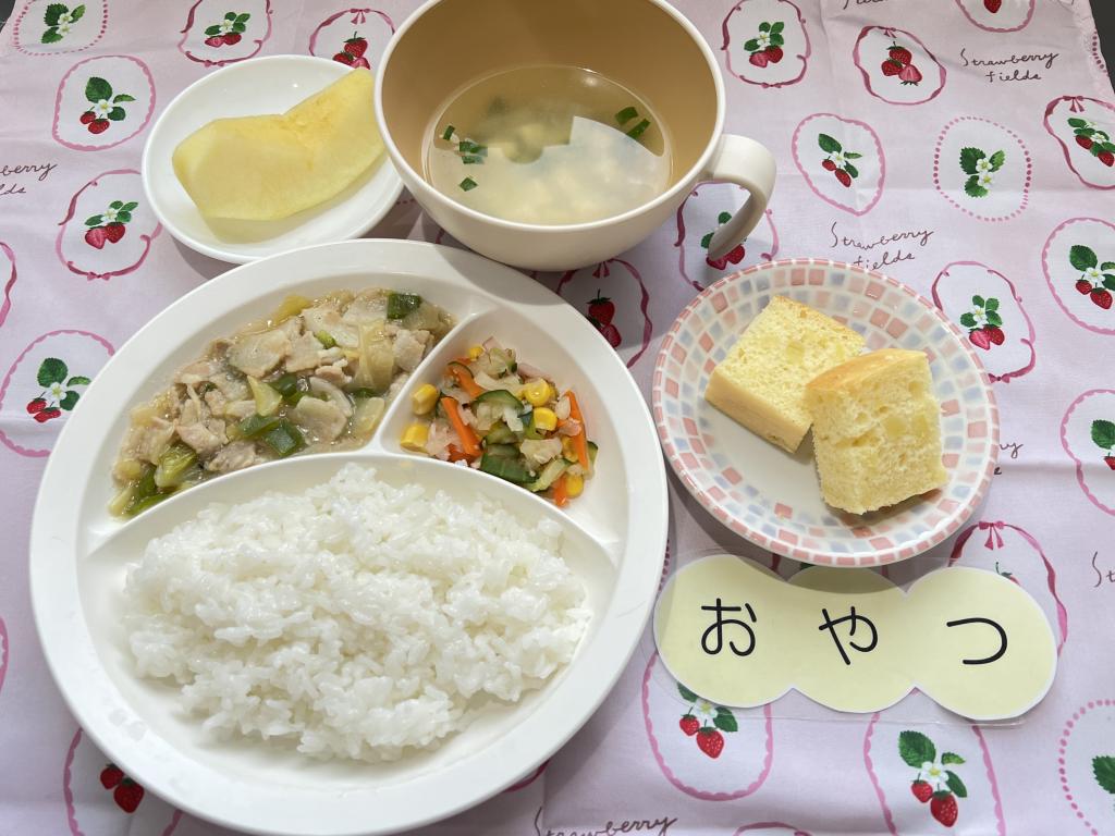 本日のお給食・おやつ