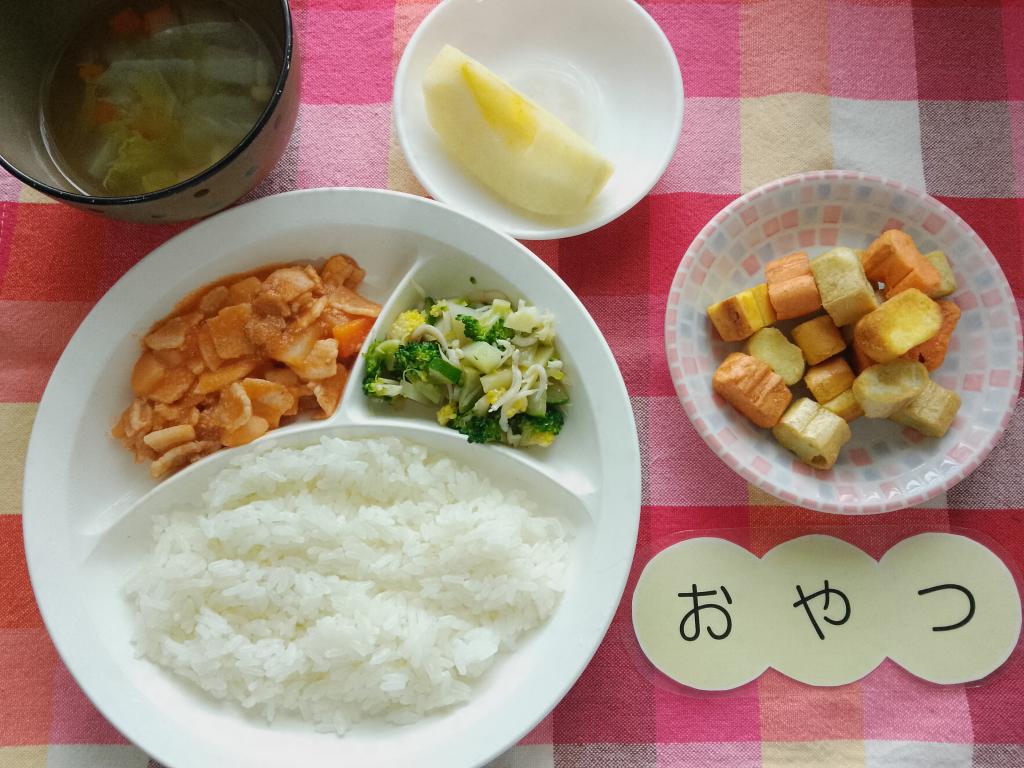 2/7 本日のお給食・おやつ