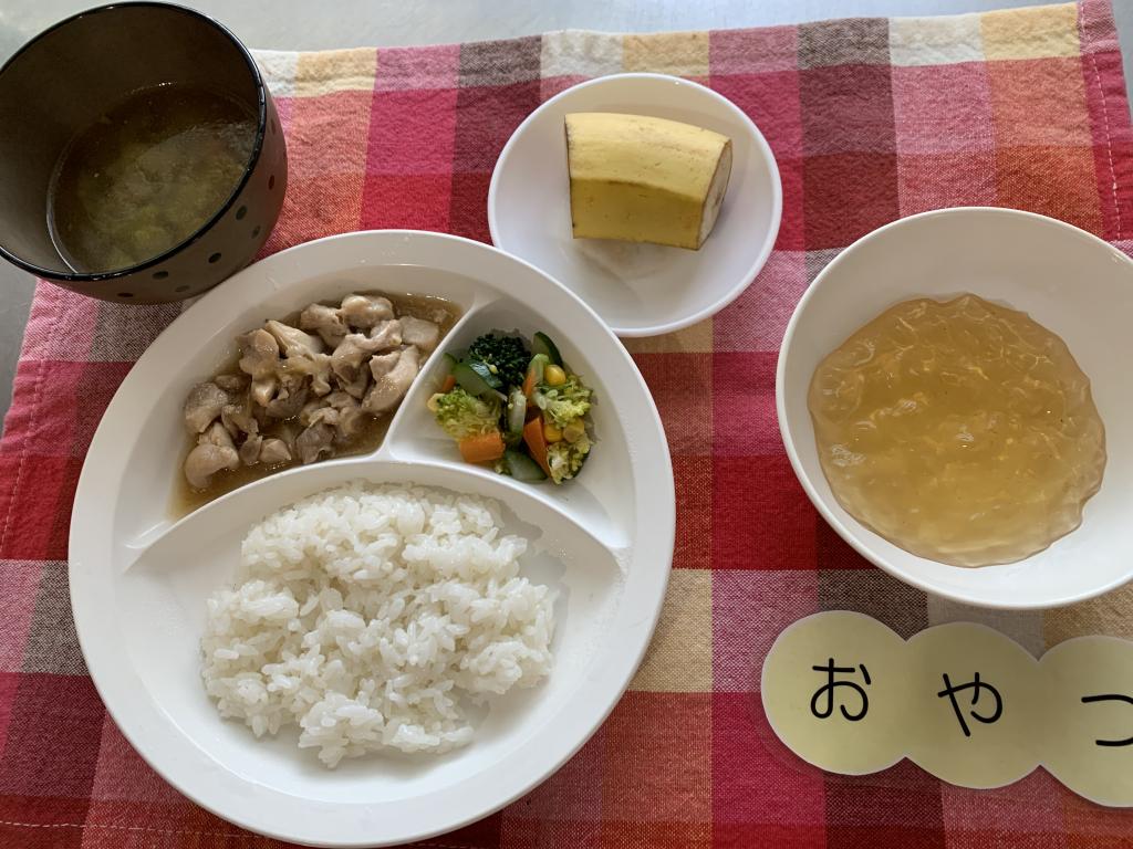 2/21 本日のお給食・おやつ