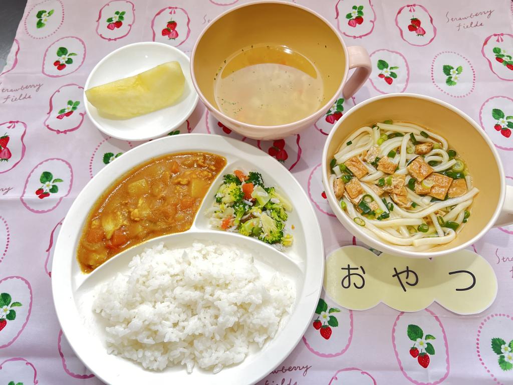 本日のお給食・おやつ