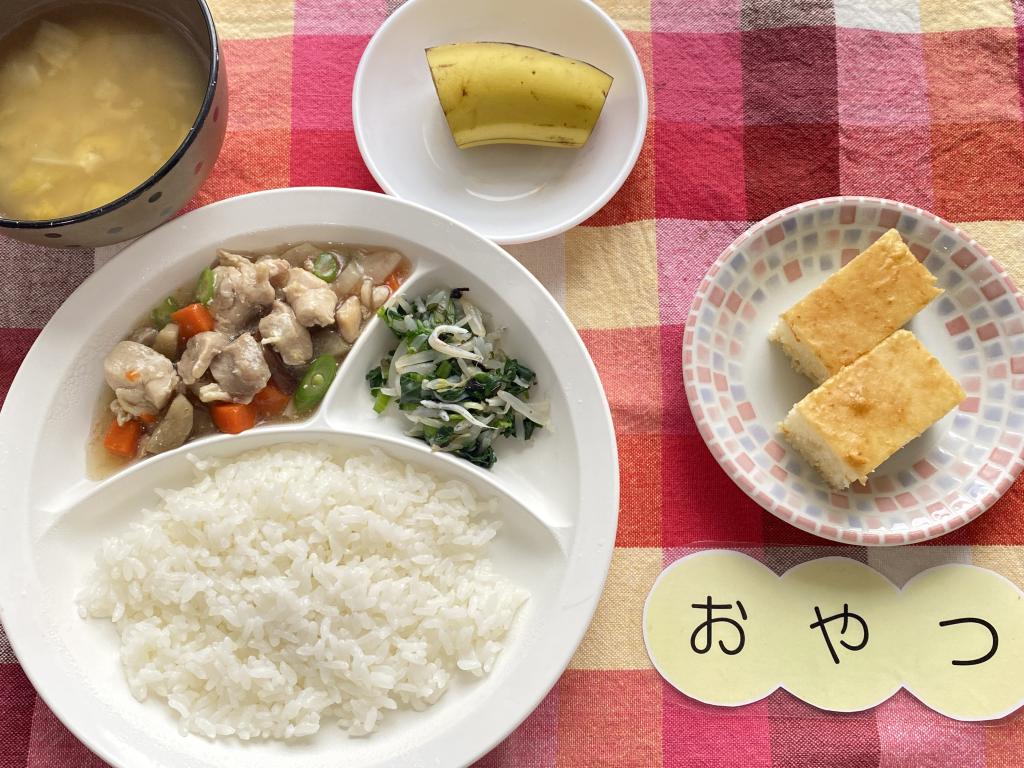 3/5 本日のお給食・おやつ