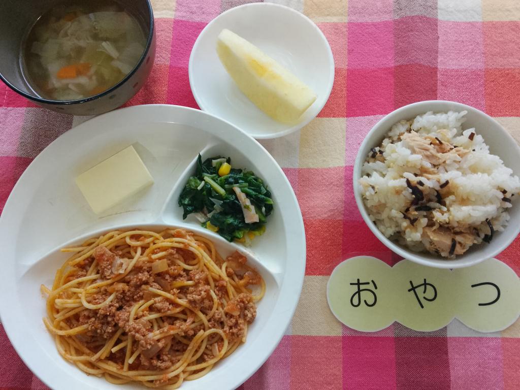 3/7 本日のお給食・おやつ