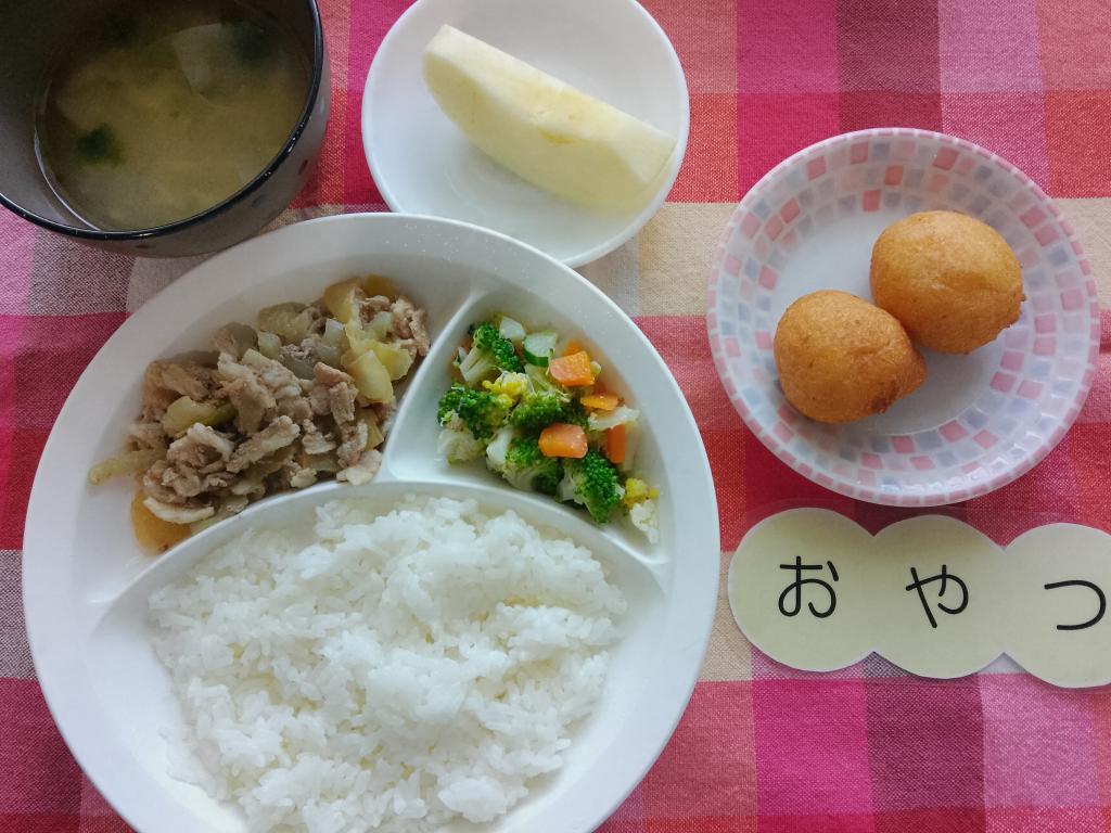 3/10 本日のお給食・おやつ