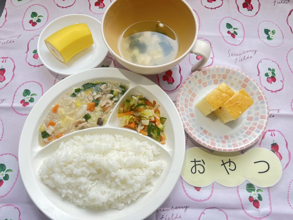 本日のお給食・おやつ
