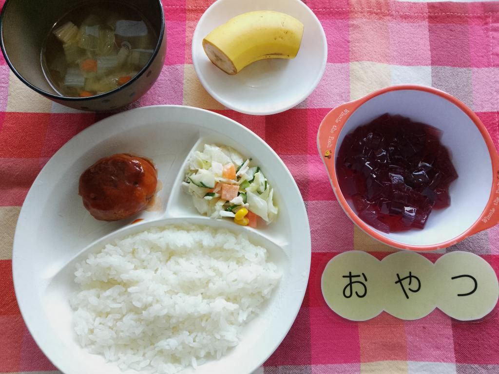 3/28 本日のお給食・おやつ