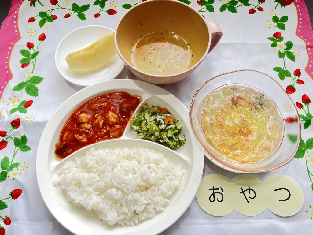 本日のお給食・おやつ