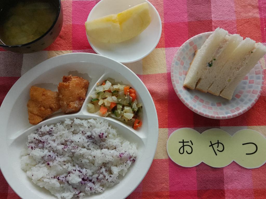 4/24 本日のお給食・おやつ