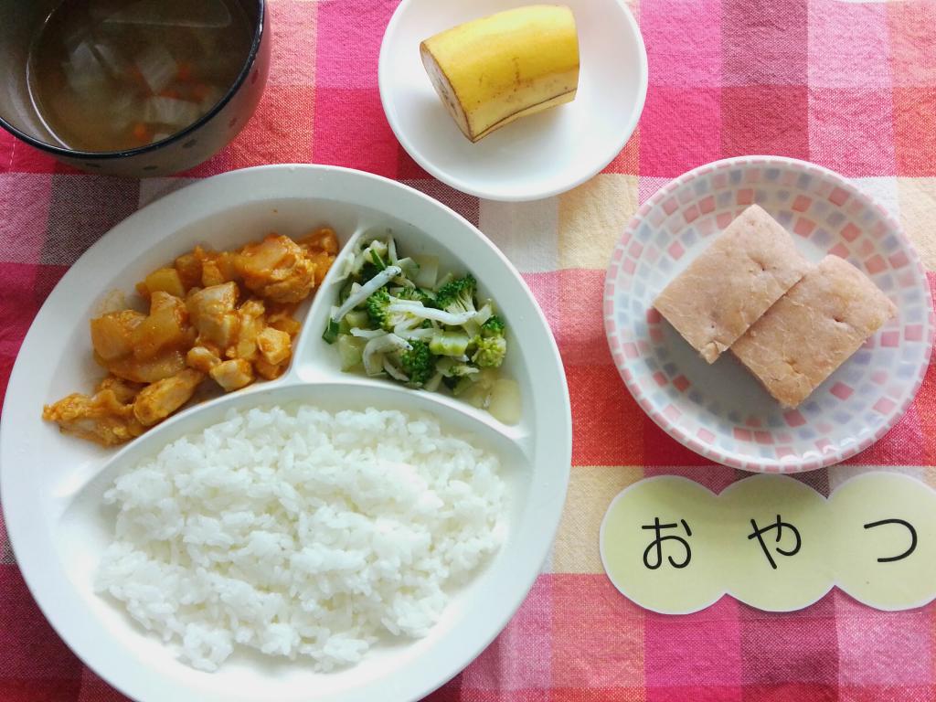 4/25 本日のお給食・おやつ