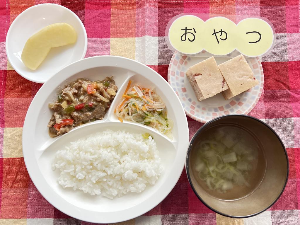 本日のお給食・おやつ