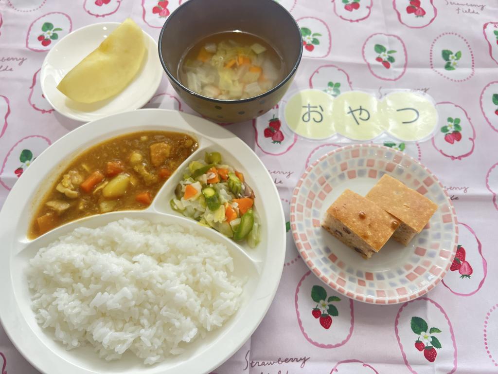 本日のお給食・おやつ