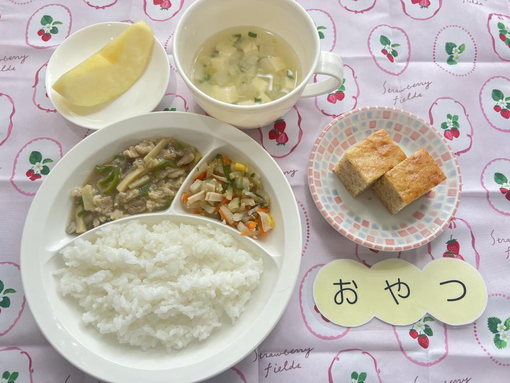 本日のお給食・おやつ