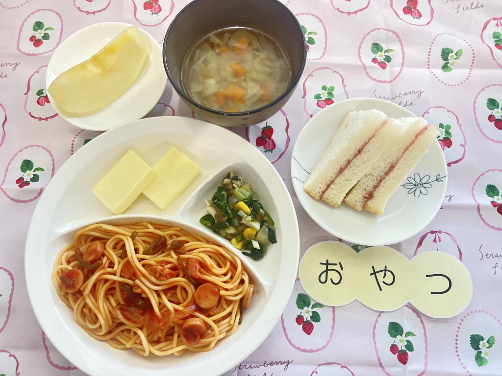 本日のお給食・おやつ