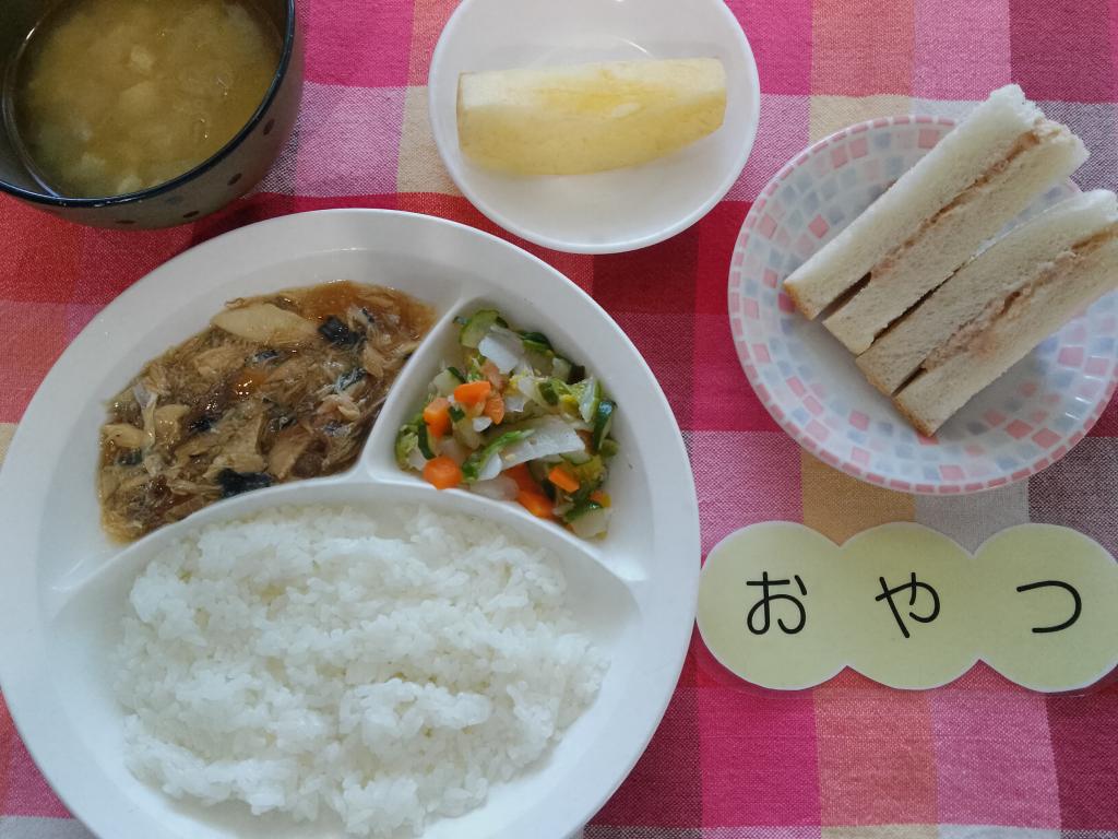 6/5 本日のお給食・おやつ