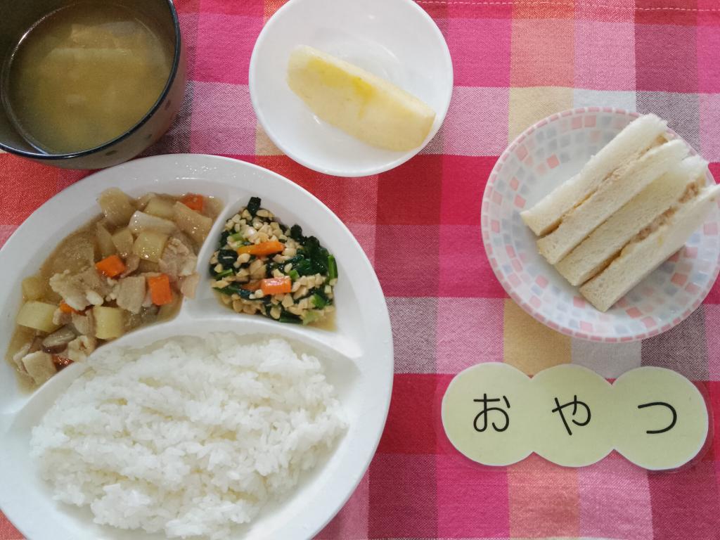 7/3 本日のお給食・おやつ