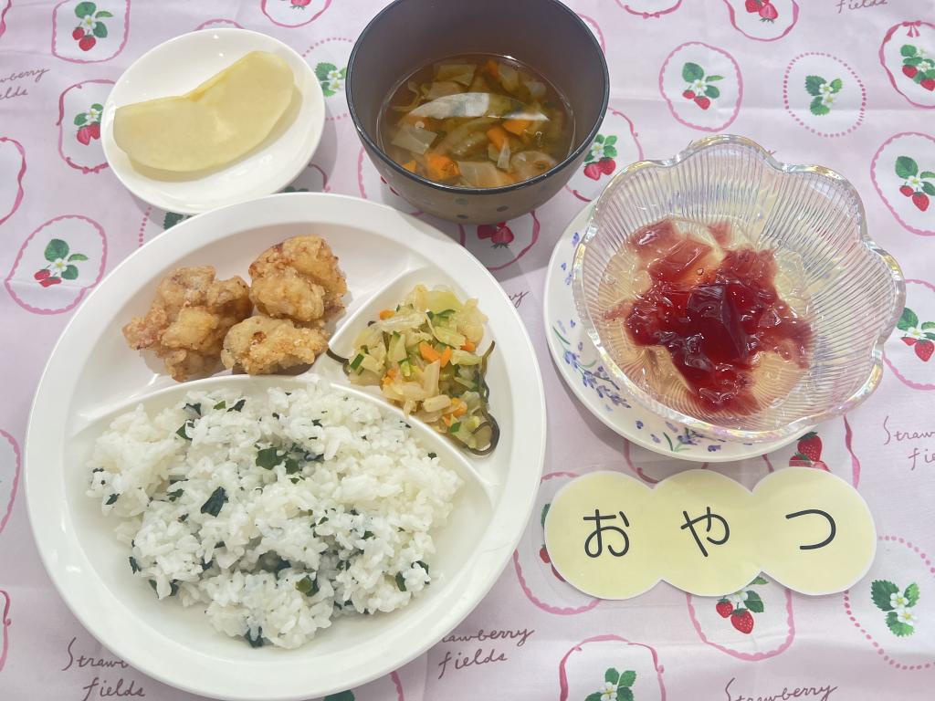 本日のお給食・おやつ