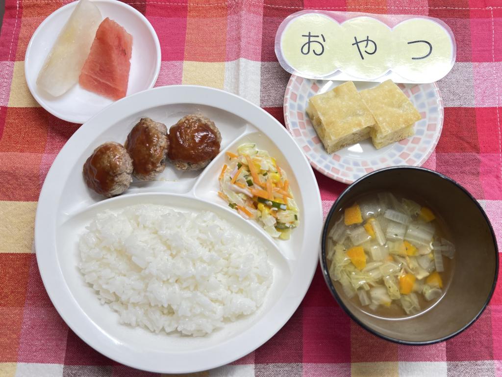 本日のお給食・おやつ