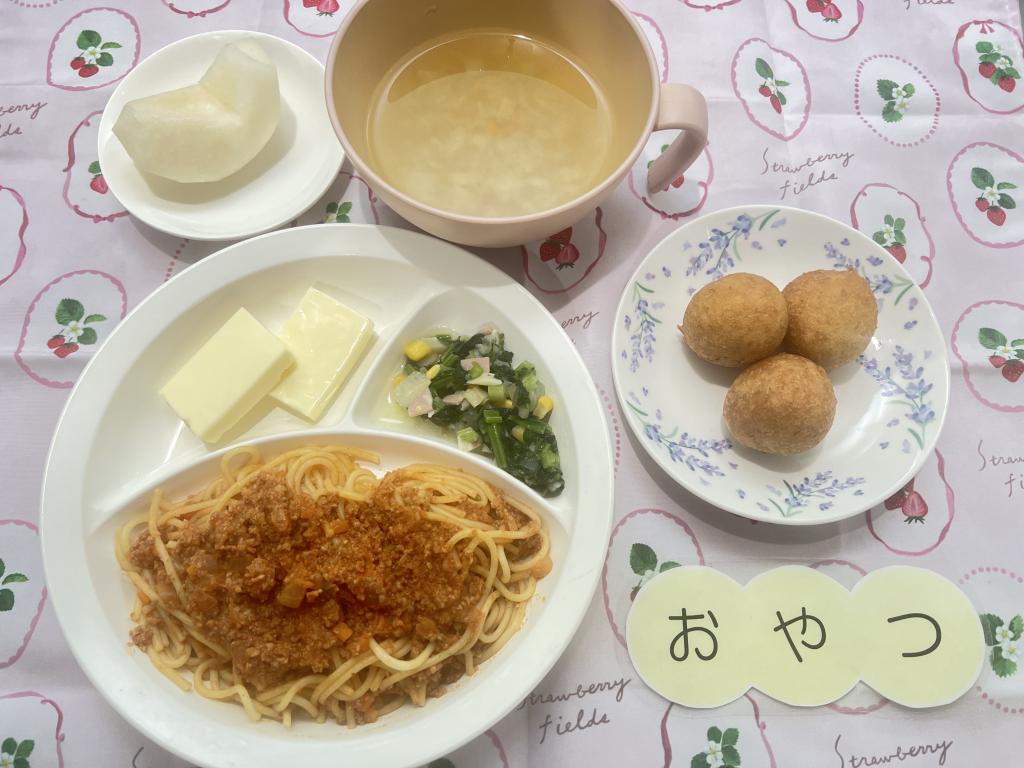 本日のお給食・おやつ