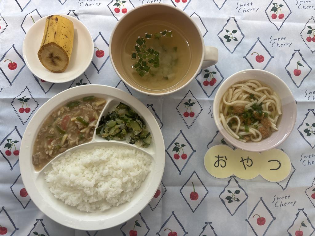本日のお給食・おやつ