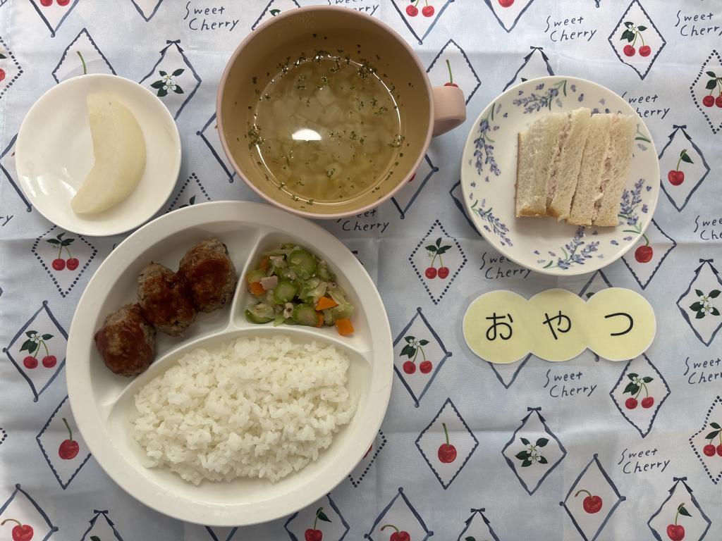 本日のお給食・おやつ