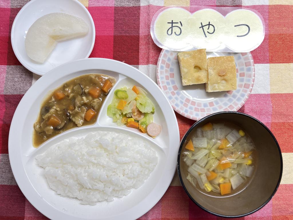 本日のお給食・おやつ