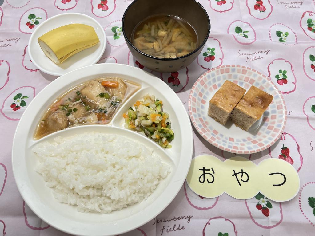 本日のお給食・おやつ