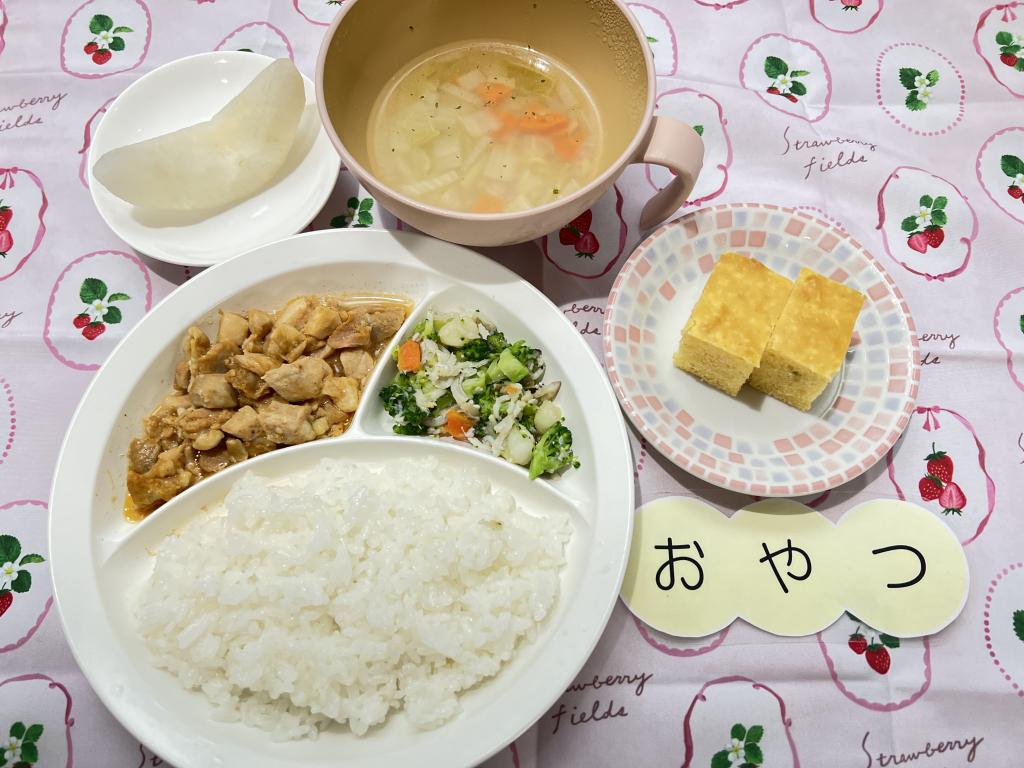本日のお給食・おやつ