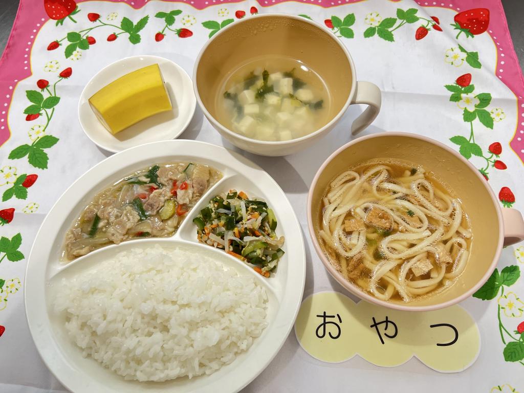 本日のお給食・おやつ