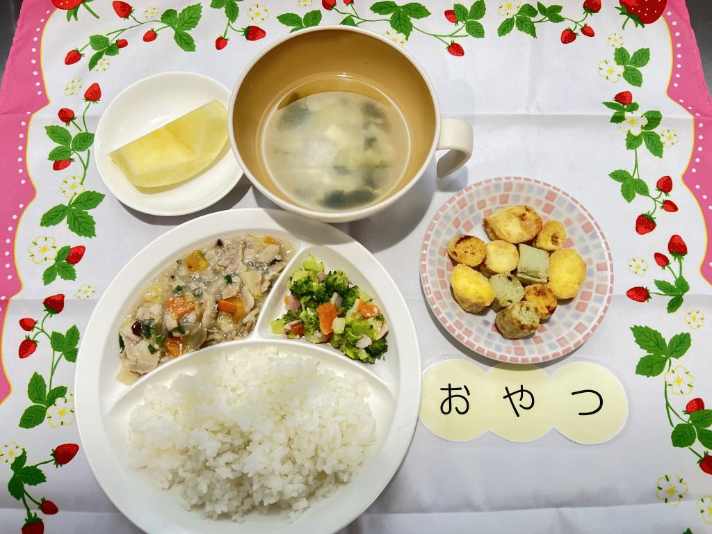 本日のお給食・おやつ