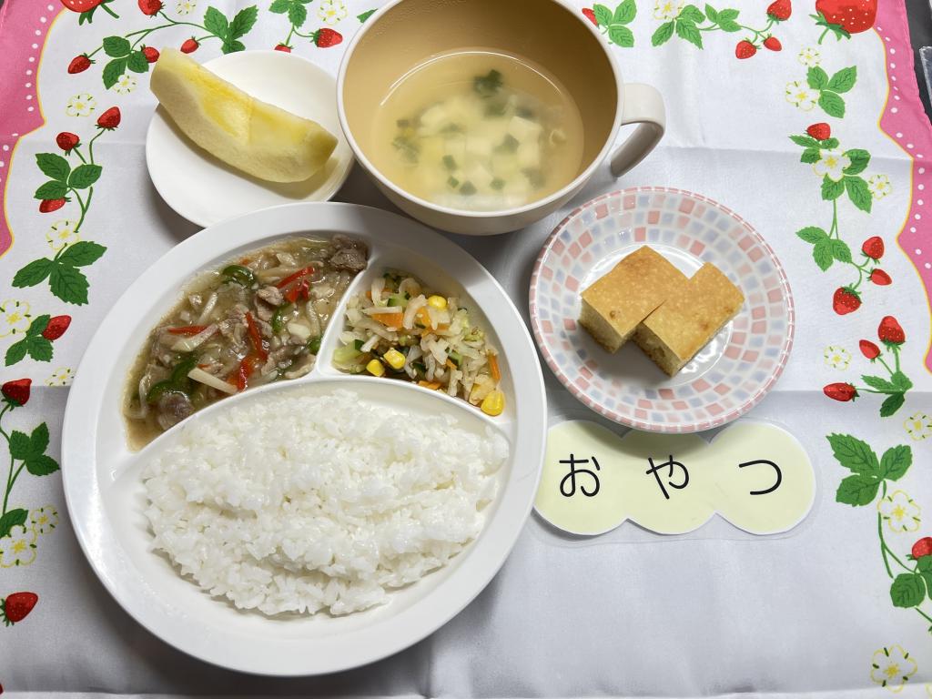 本日のお給食・おやつ