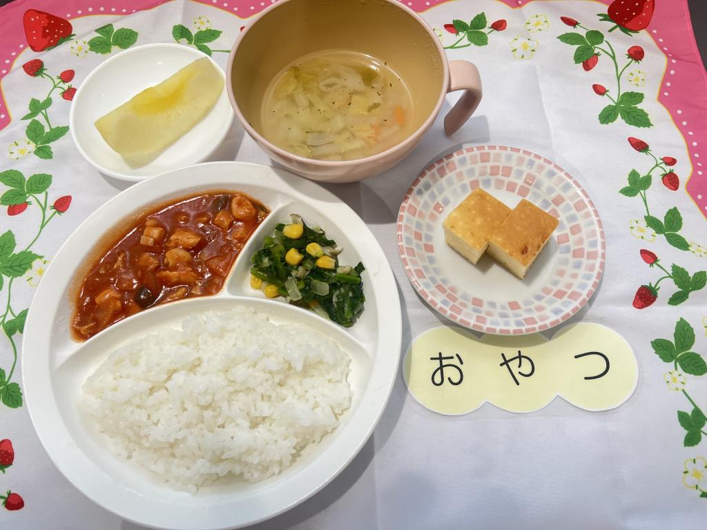 本日のお給食・おやつ