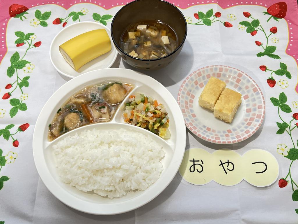 本日のお給食・おやつ