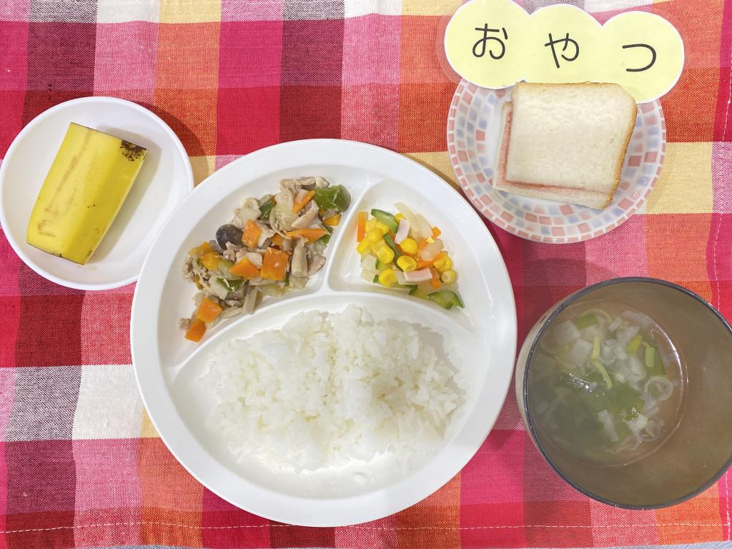 本日のお給食・おやつ