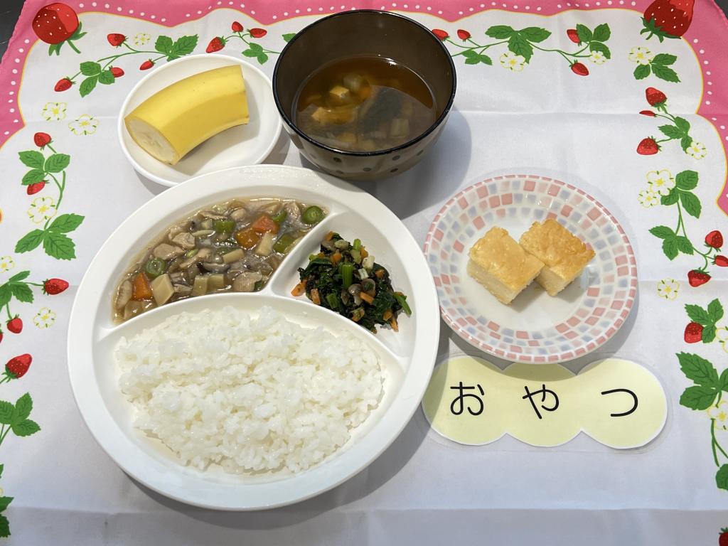 本日のお給食・おやつ