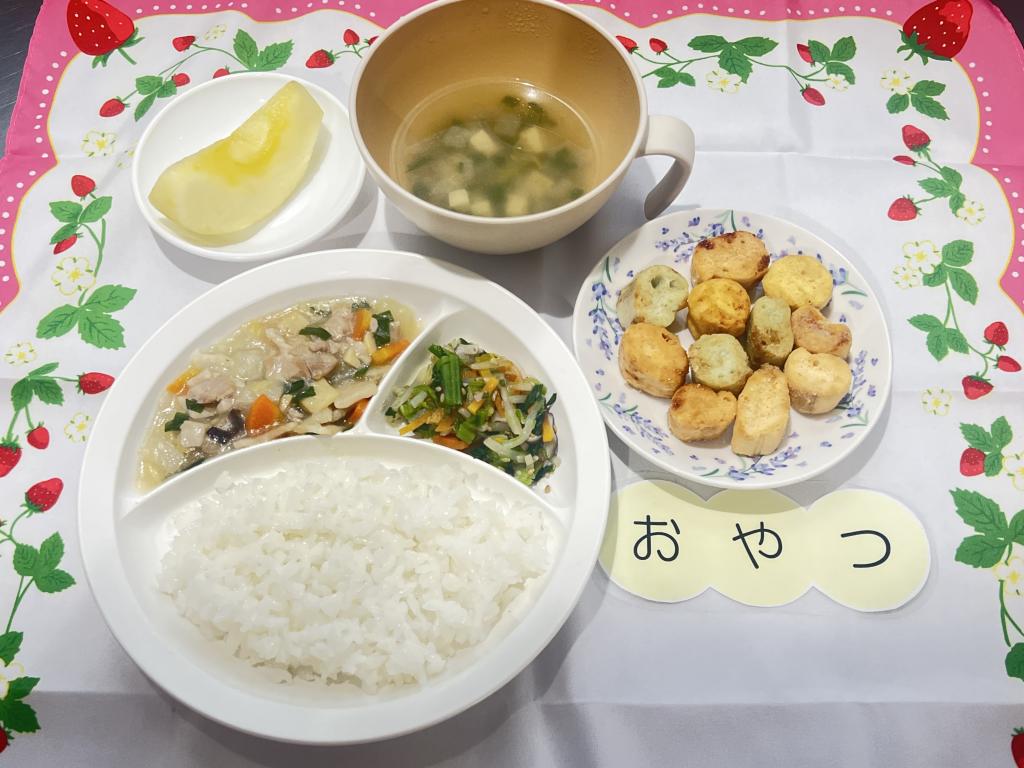 本日のお給食・おやつ