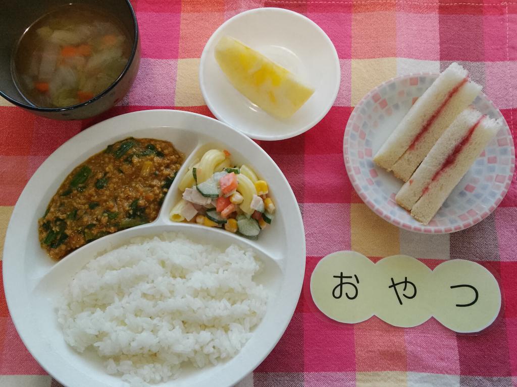 12/26 本日のお給食・おやつ