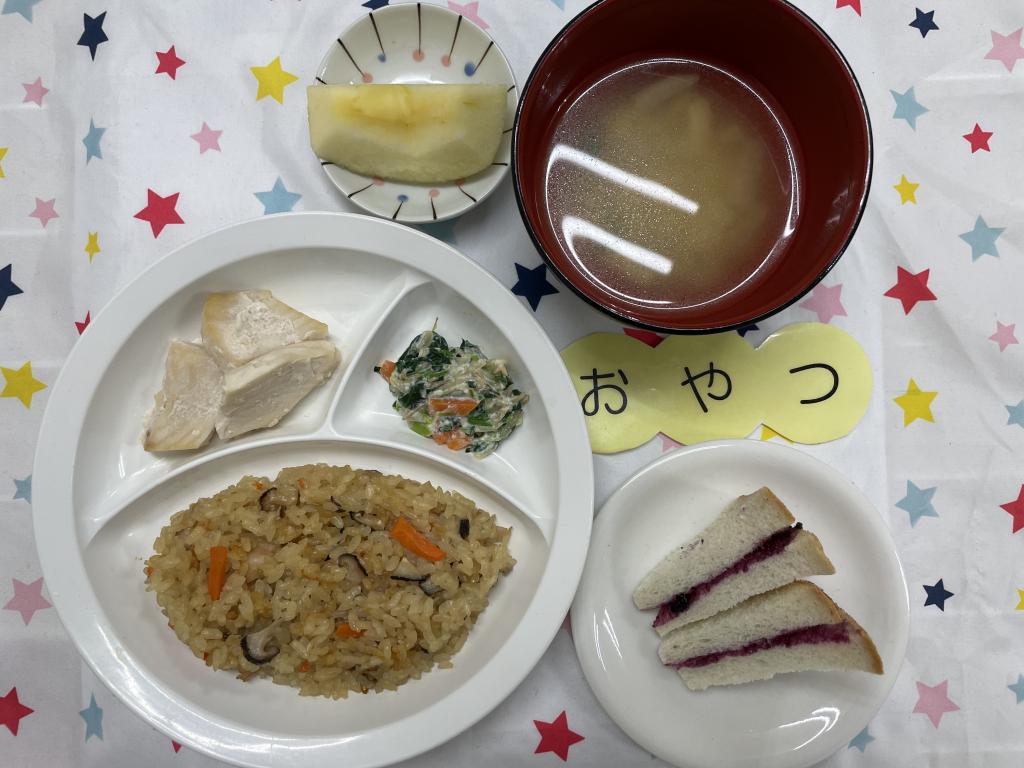 お給食・おやつ