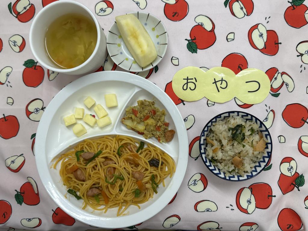 給食