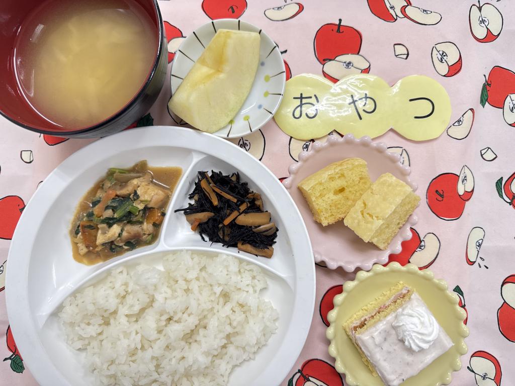 お給食・おやつ